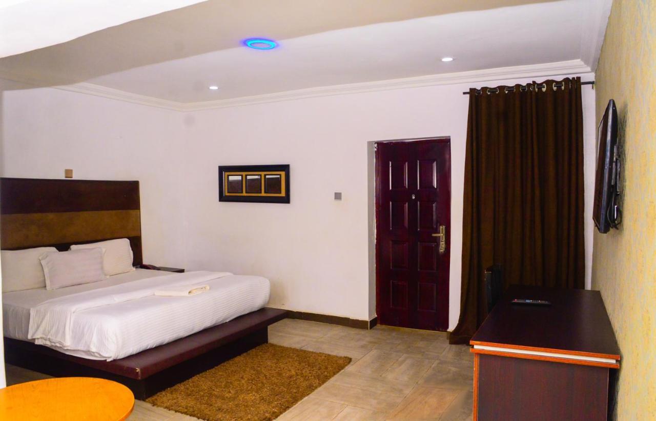 Connecting Lagos Suites Kültér fotó