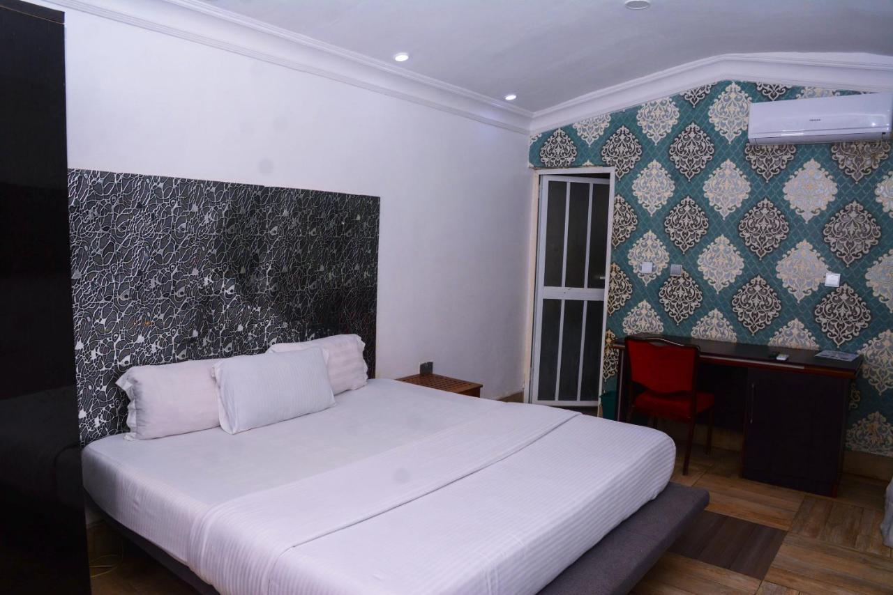 Connecting Lagos Suites Kültér fotó