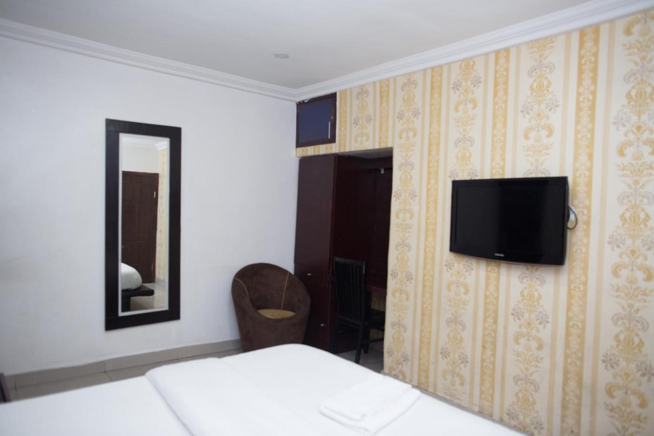 Connecting Lagos Suites Kültér fotó